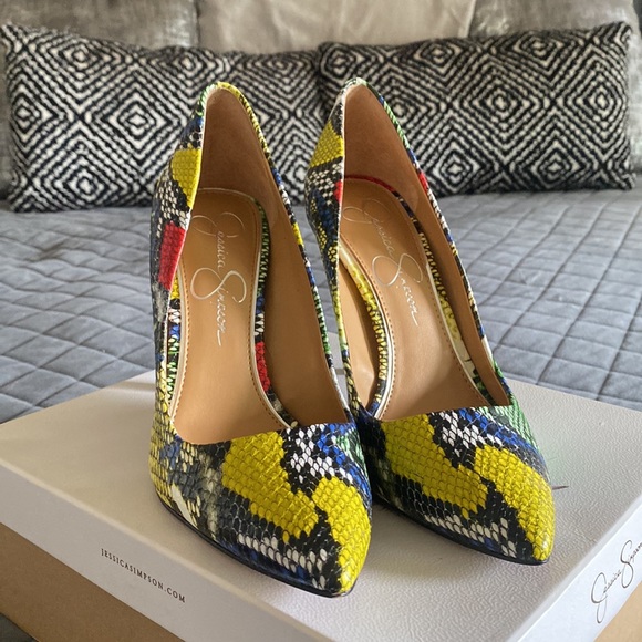 Jessica Simpson Multicolor Snake Summer Pump - Picture 3 of 4